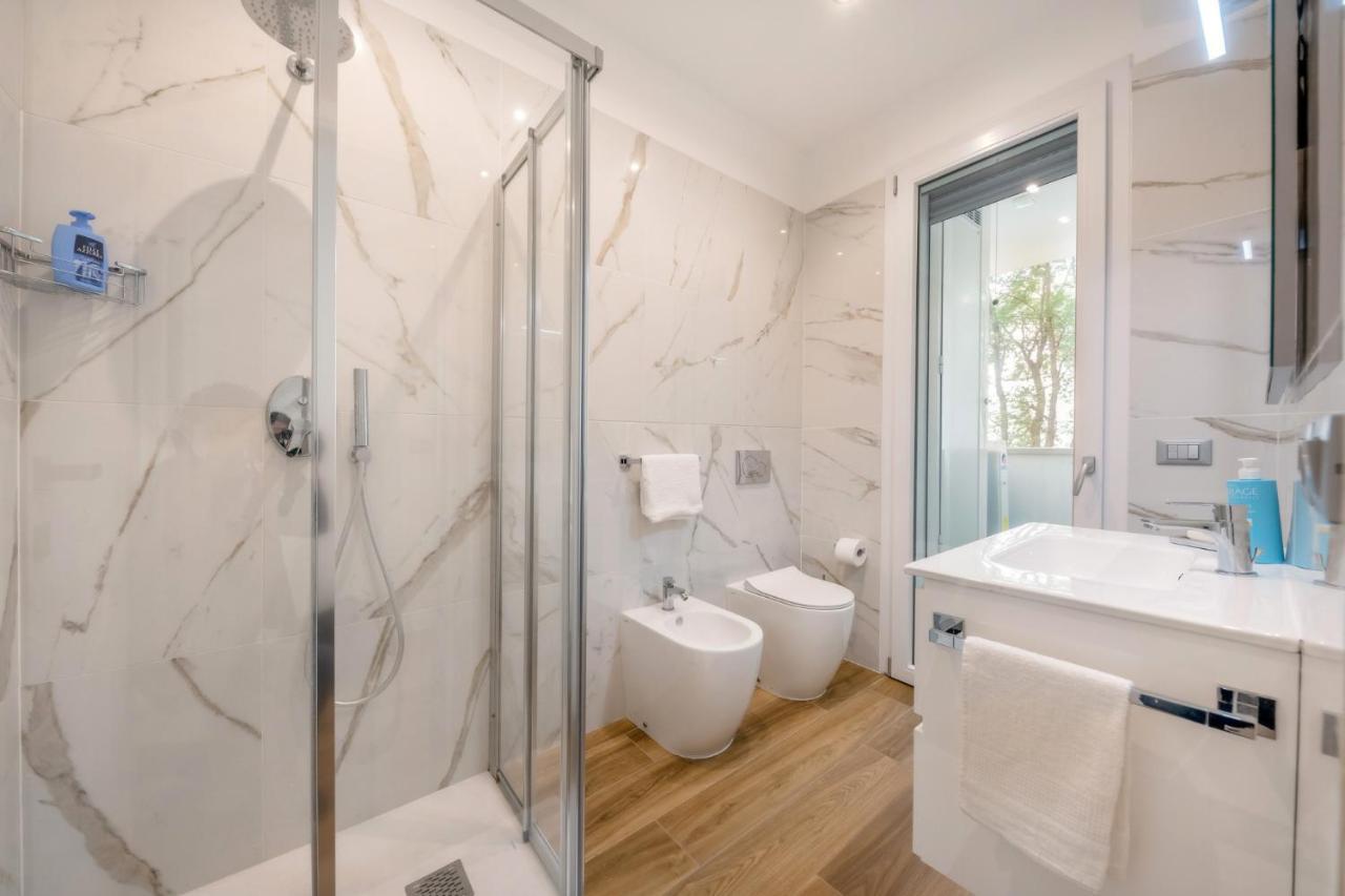 Ferrari Apartments Ponente Caorle Exterior photo