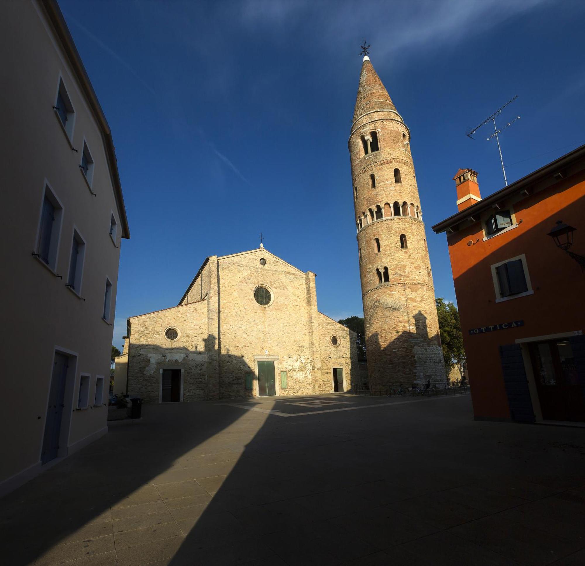 Ferrari Apartments Ponente Caorle Exterior photo