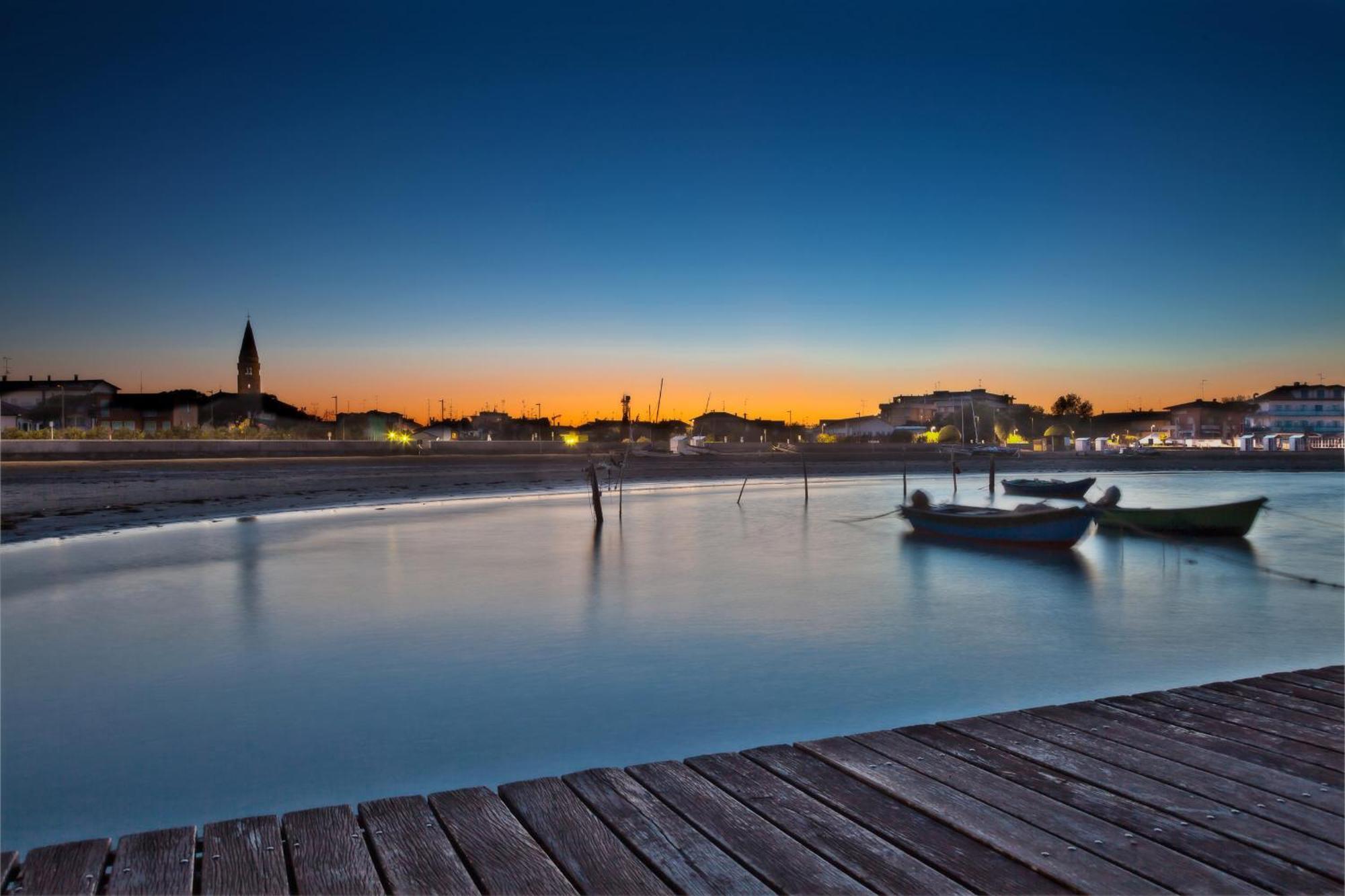 Ferrari Apartments Ponente Caorle Exterior photo